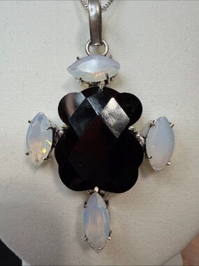 Black and Opal Glass Stone 925 plated Pendant Necklace A2